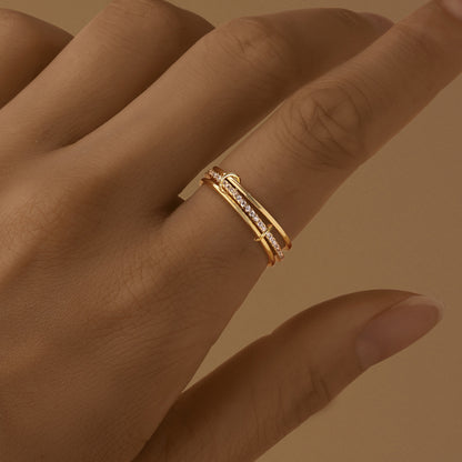Aurelia Interlocking Triple Layer Rolling Ring ( Size 7 )