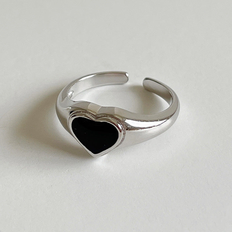 Black Heart Signet Adjustable Ring - 925 Sterling Silver - Photo 6 | Pinky Promise