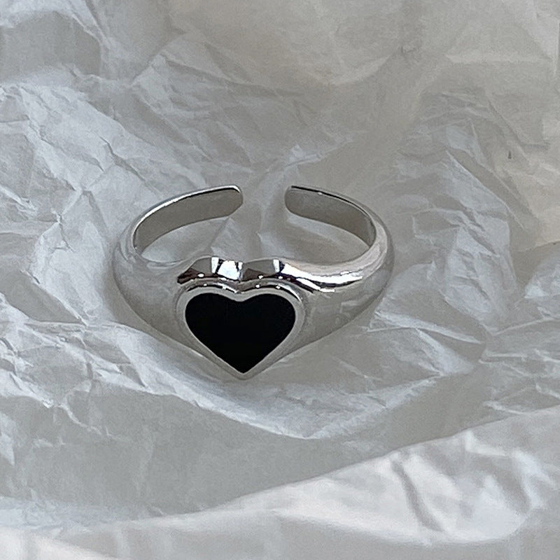 Black Heart Signet Adjustable Ring - 925 Sterling Silver - Photo 8 | Pinky Promise