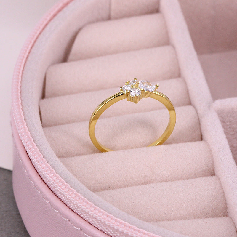 Cluster Crystal Ring – 925 Sterling Silver, Gold Plated - Photo 8 | Pinky Promise