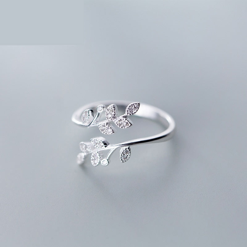 Leaf Branch Open Ring - 925 Sterling Silver - Photo 5 | Pinky Promise