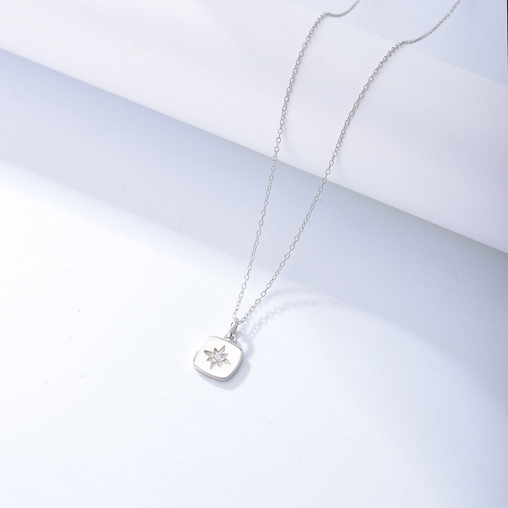 Starburst Compass Pendant Necklace - Gold Plated 925 Sterling Silver - Photo 13 | Pinky Promise
