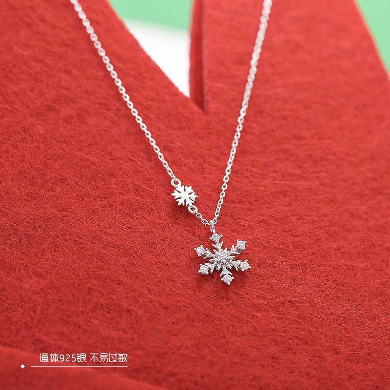 Buy Zircon Snowflake Pendant Necklace – 925 Sterling Silver - Necklaces at Presentopia - View 3